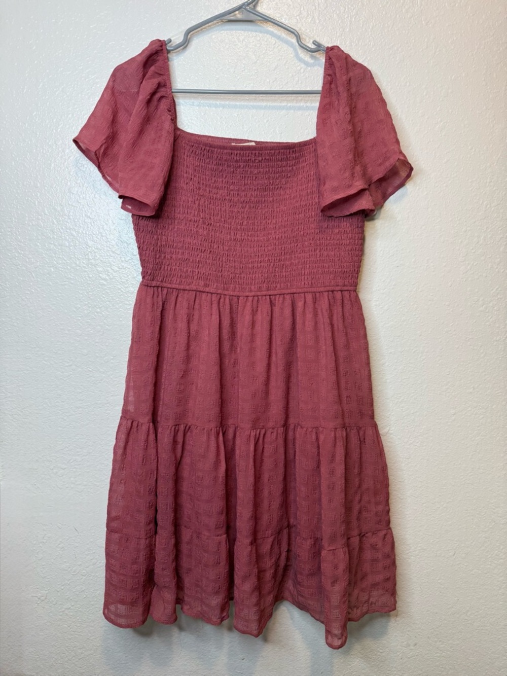 Rewind Tiered Smocked Flutter Sleeve Short Dress Junior Size Large Boho Summer
